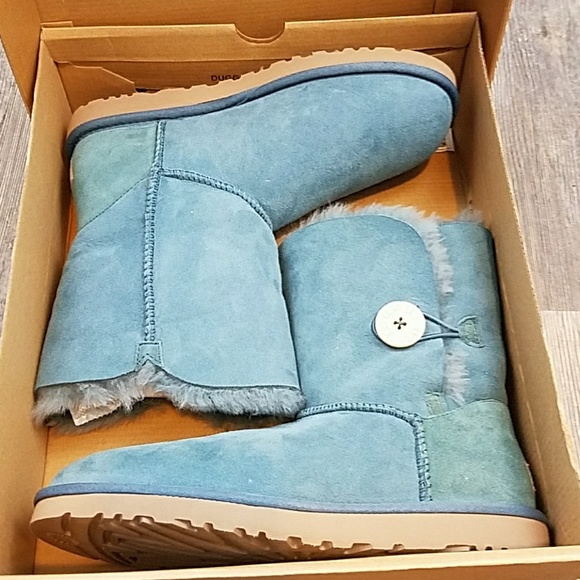 UGG Shoes - UGG Bailey Button Boots 5803 w/BOX